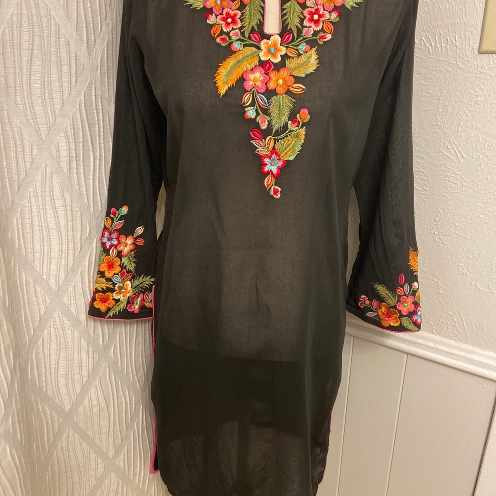 Pakistani Indian Shirt .Brand Chinyere.Embroidered